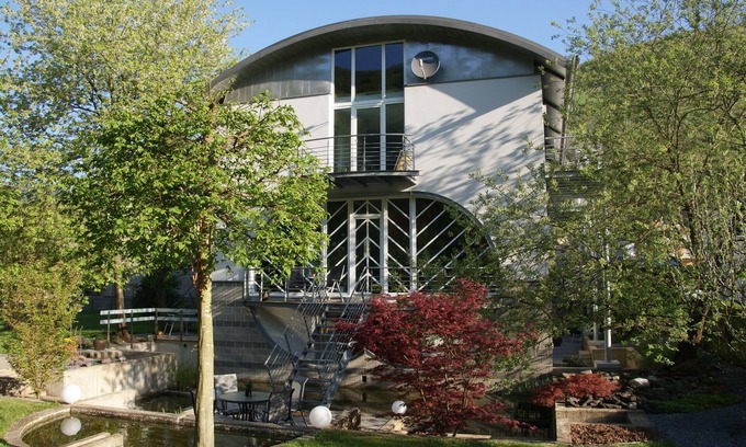 Alf Apartment | Cozy Apartment Surrounded by Vineyards and Woods