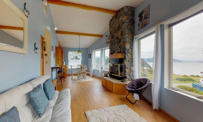 Port Orford House | Pet-Friendly Retreat with Ocean and Mountain Views