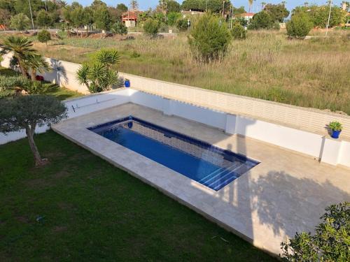 Castello de la Plana Villa | Comfortable villa with pool in Castellón