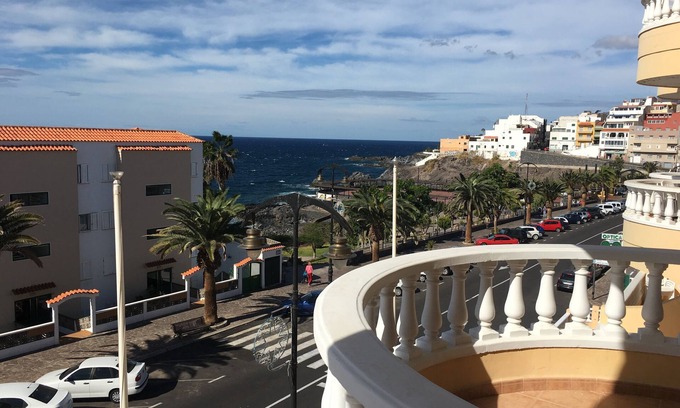 Puerto de Santiago Apartment | Cozy Apartment with Ocean View in Puerto Santiago