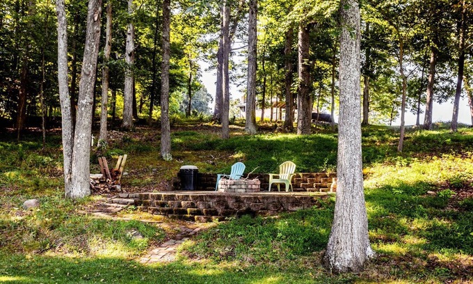 Dublin Cabin | Waterfront Family Retreat at Claytor Lake - 9.8/10 Rated