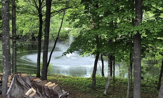 North Conway Cabin | Ideal Family Retreat with Pool and Ocean View in White Mountains
