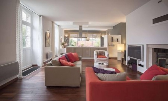 La Baule-Escoublac House | Inviting Villa Steps from the Beach - Guest Rated 10/10