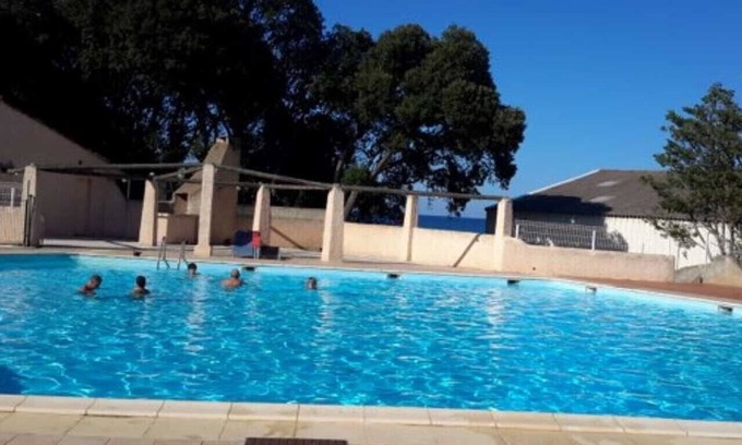 Santa-Maria-Poggio House | Comfortable house + terrace, 150m from the sea