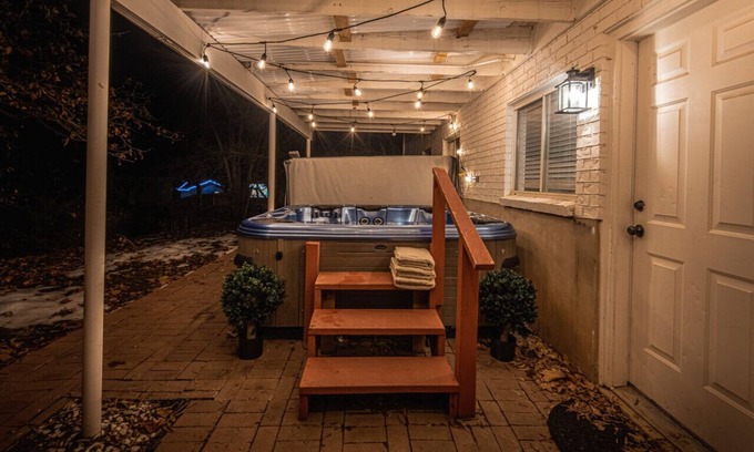 North Ogden House | Welcoming Home with Cozy Beds and Prime Amenities