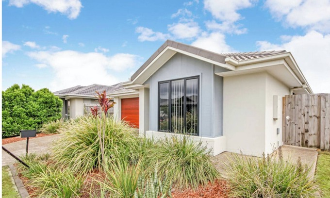 North Lakes House | Cozy Retreat: Pet-Friendly Home with Family Amenities