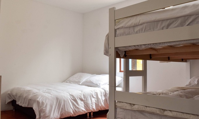 Santa Ana Apartment | Budget-Friendly Hostal Casa Tafúr Galería for Families