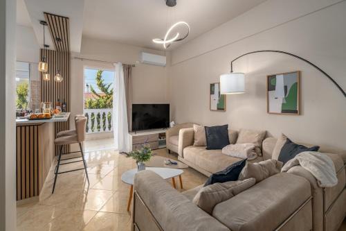 Ilioupoli Apartment | Comfortable house in Athens Metro Mall "Casa Antigone"