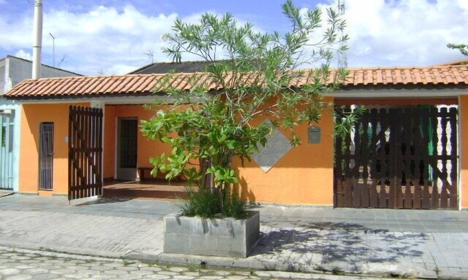 Loty House | Cozy House at Mongaguá Costa Beach with Oceanfront Views
