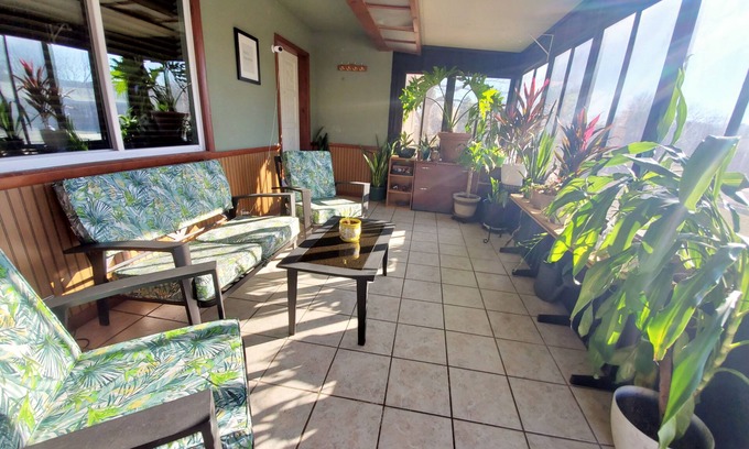 Tahlequah House | Cozy Retreat House with Scenic Views in Tahlequah, OK