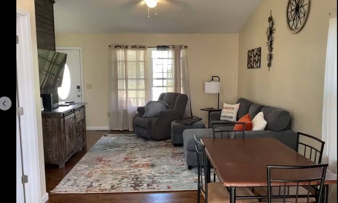 Johnson City House | Top-Rated Home in Johnson City with Family-Friendly Amenities