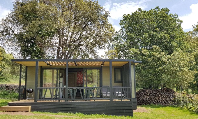 Bastelicaccia House | Tranquil Mobile Home Near River with Pool and Ocean View