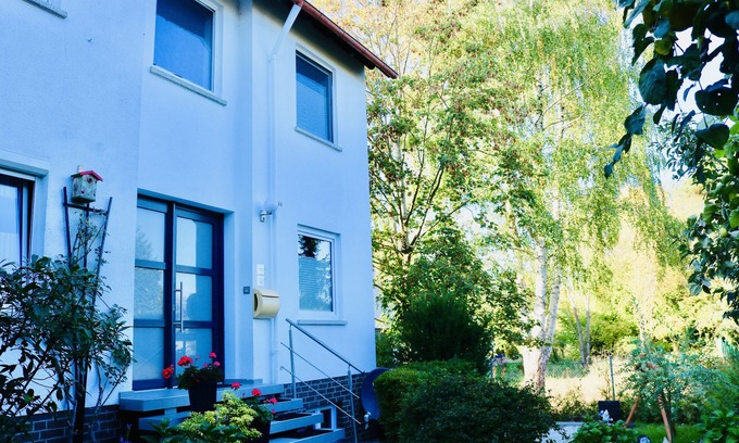 Region Hannover District Apartment | Modern Two-Floor Apartment in Steinhude - Guest Rated 9.8