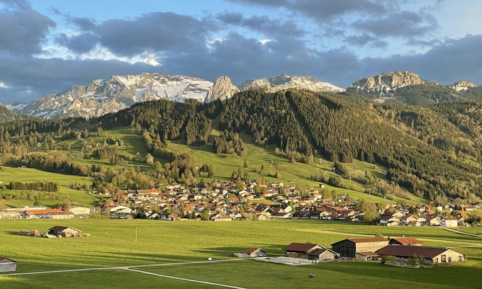 Buching Condo | Modern Apartment Near Neuschwanstein Castle with Scenic Views