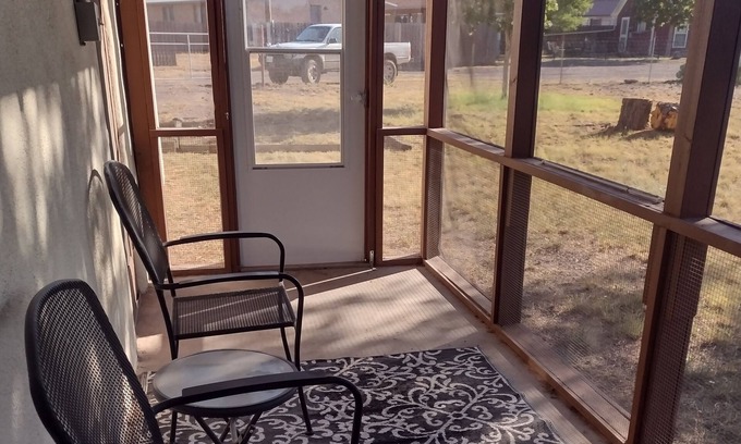 Fort Davis House | Relaxing Retreat with Mountain Views & Pet-Friendly Perks