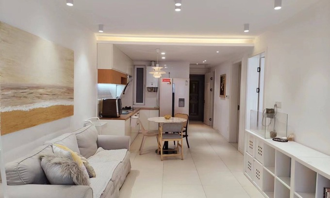 Jiading Apartment | Cozy Room Near Tongji University - Child Friendly Stay