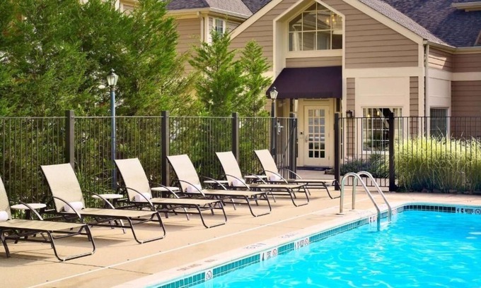 Somerset Hotel | Comfortable Suite with Full Kitchen, Pool & Gym Close to Rutgers