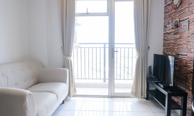 Cibaduyut Apartment | Cozy 2Br Apartment with Pool at Mekarwangi Square
