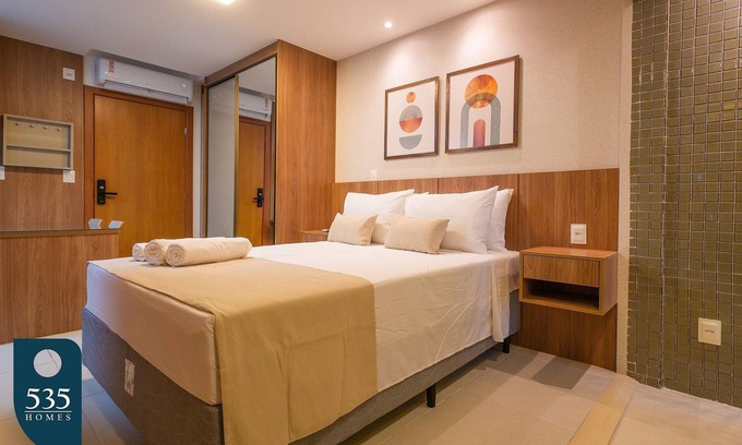 Caminho das Arvores Apartment | Comfortable Studio in Caminho das Árvores