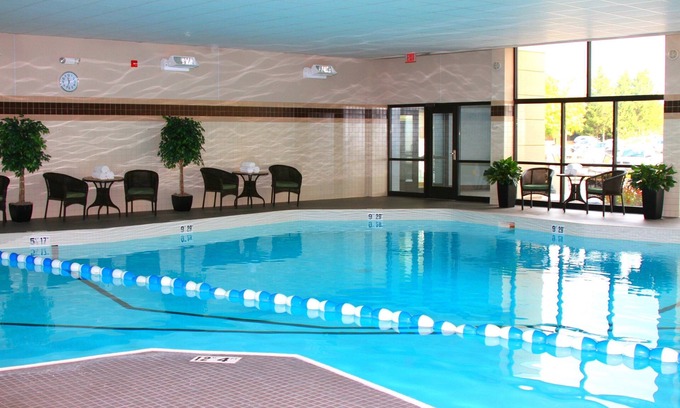 Liverpool Condo | Cozy Suite with Free Breakfast & Fitness Center