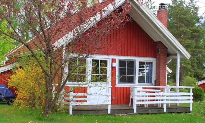 Userin House | Inviting Sweden House by the Lake near Müritz National Park