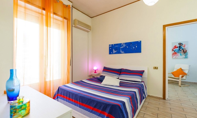 San Ferdinando Apartment | Enchanting Partenope's House with Spa and Pool in Santa Lucia