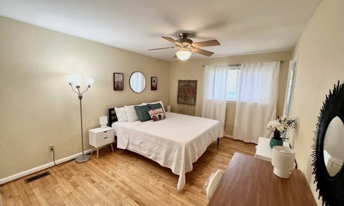 Cary House | Inviting Townhome with King Bed & Family-Friendly Amenities