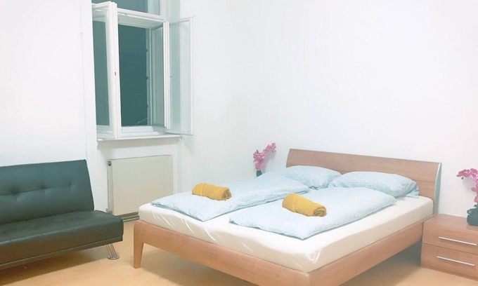 Neulerchenfeld Apartment | Comfortable, well-located Economic Studio 3P LG