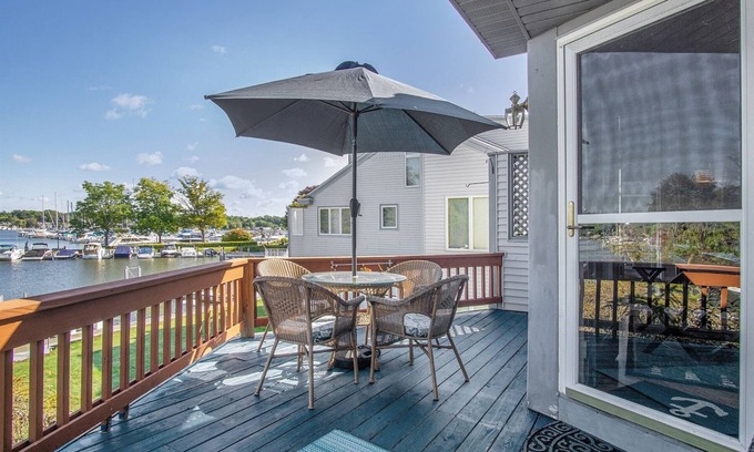 Douglas House | Experience Breathtaking Panoramic Views of Saugatuck Harbor