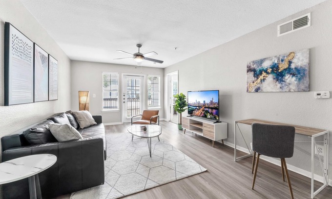 Pleasant Valley Apartment | Comfortable 2BR Suite with Pool & Gym Near Downtown