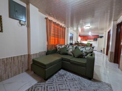 Georgetown Apartment | Cozy Family-Friendly Apartment - Guest Rated 9.8/10
