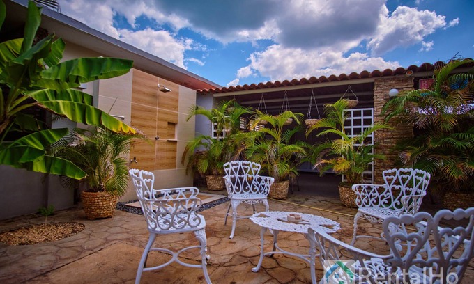 Varadero House | Relaxing Villa with Pool and Ocean View in Varadero