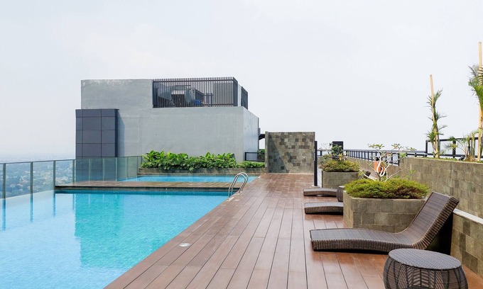Pondok Aren House | Cozy Minimalist Studio with Pool at Embarcadero Bintaro