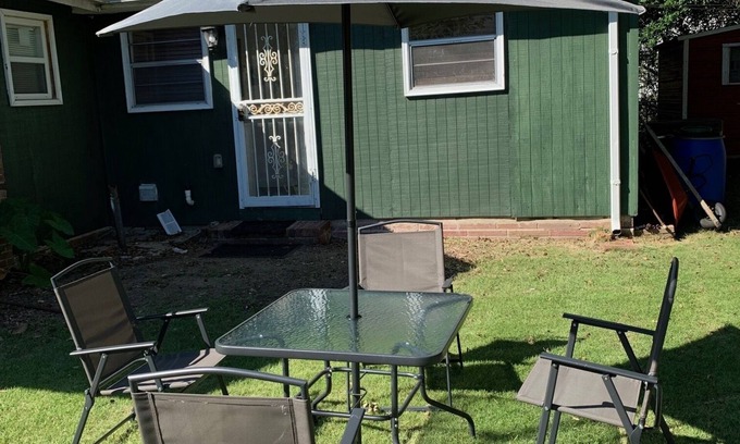 Tuskegee House | Cozy Bedroom Near Auburn with Private Bath & Kitchen Access