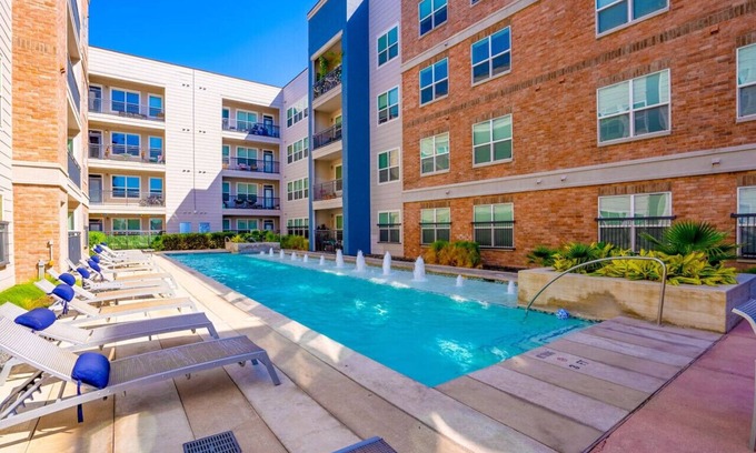 Alamo Heights Apartment | Alamo Chic: King Bed, Pool & Office Desk Retreat