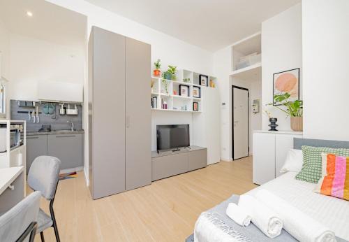 Barona Apartment | Pet-Friendly Milano Navigli with Self Check-In & High Ratings