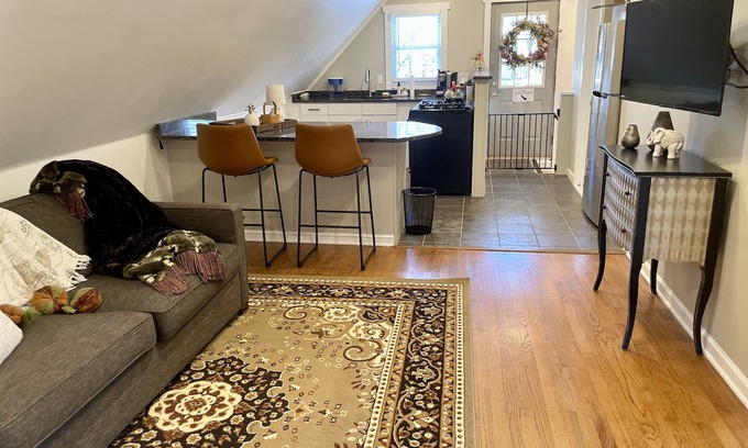 River Forest House | Unforgettable 2BR Retreat with Pool and Family Amenities