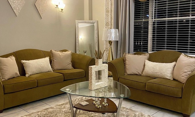 Downtown Jacksonville Apartment | Comfy, cozy condo in fabulous Downtown Jacksonville with AC, WiFi & fitness room