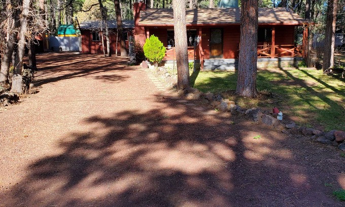 Pinetop-Lakeside House | Guest Rated: 9.8 - Cozy Forest Home near Rainbow Lake