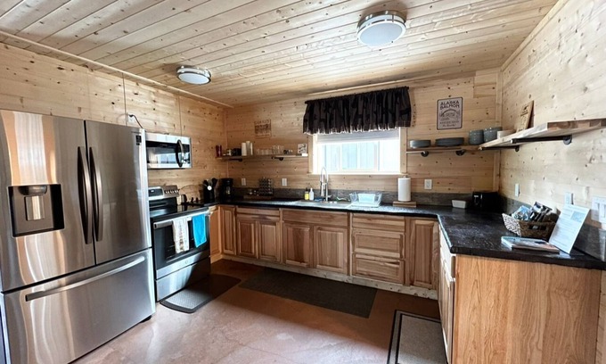 Funny River House | Ideal River Retreat Near Soldotna with Family-Friendly Amenities