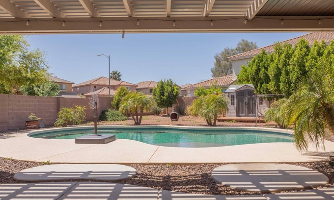 Bell West Ranch House | Inviting House with Pool, BBQ & Private Backyard Oasis