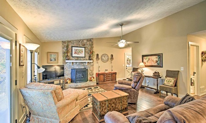 Tate House | Cozy Jasper Getaway with Pool and Oceanfront Views!