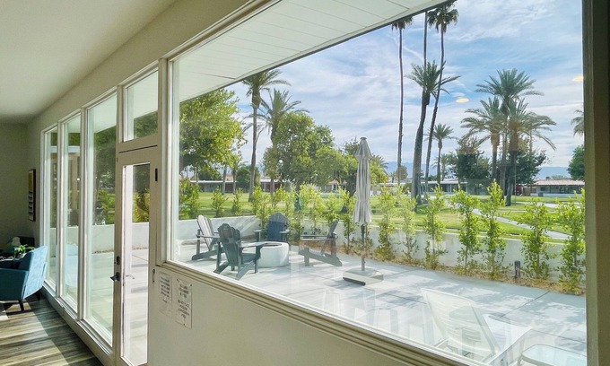 Indian Wells House | Bright Mid-Century Home with Pool & Pet-Friendly Amenities