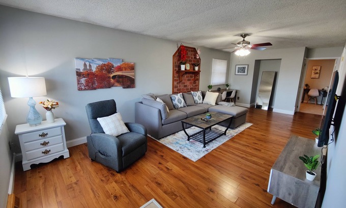 Elmira House | Ideal Ranch House with Pool - Rated 10/10 by Guests