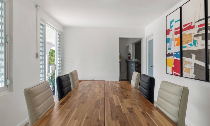 Chupacallos Apartment | Comfy sleeping | Close to Culebra Ferry | Complete kitchen