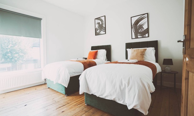 Coventry House | Cozy Coventry Retreat: Wi-Fi, Kitchen & Hot Tub Amenities