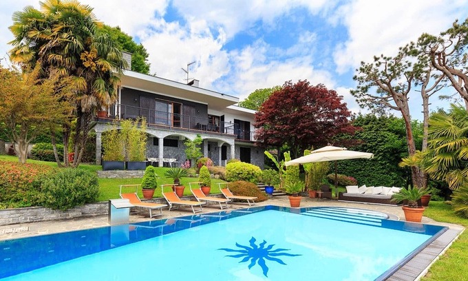 Nebbiuno Villa | Relaxing Villa Isabella with Private Pool & Lake Views