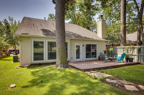 Walden on Lake Conroe House | Pet-Friendly Montgomery Retreat with Pool Access for All
