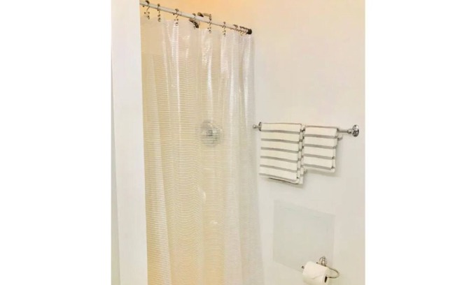 East Norwalk Apartment | Commuter’s Delight! Beach Studio/Private Entrances