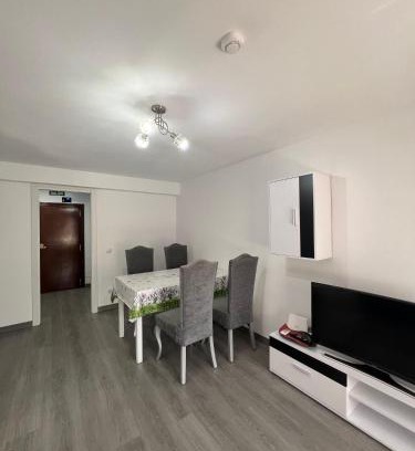 Torrejon de Ardoz Apartment | Feel at Home in the Heart of Torrejón - Rated 9.2/10
